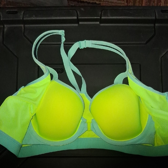 Other - VSX Knockout Front Close Sports Bra